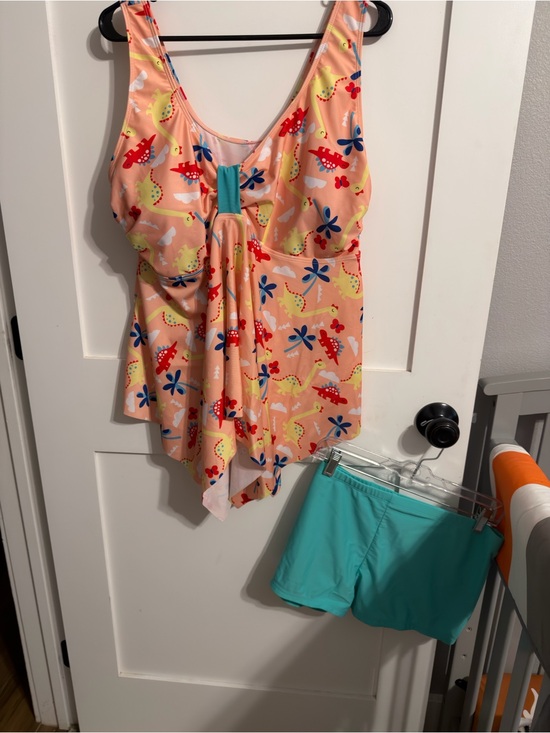esprlia Other - Peach Floral Printed Women’s Swim Tankini with Aqua Swim Shorts